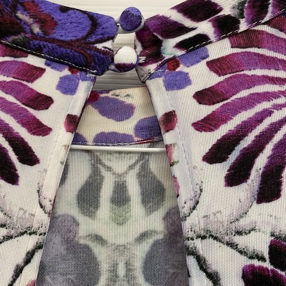 Free People A Line dress . Purple floral keyhole back . EUC - Picture 5 of 7